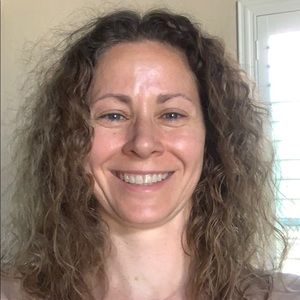 Meet your Posher, Samara